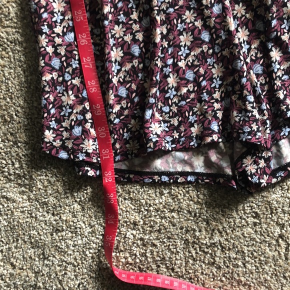 Floral Romper - Picture 2 of 6